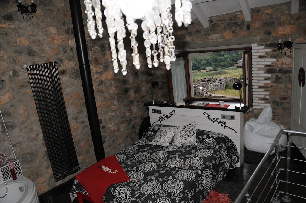 Casas Rurales Entre Babia Y La Luna Villafeliz Eksteriør bilde