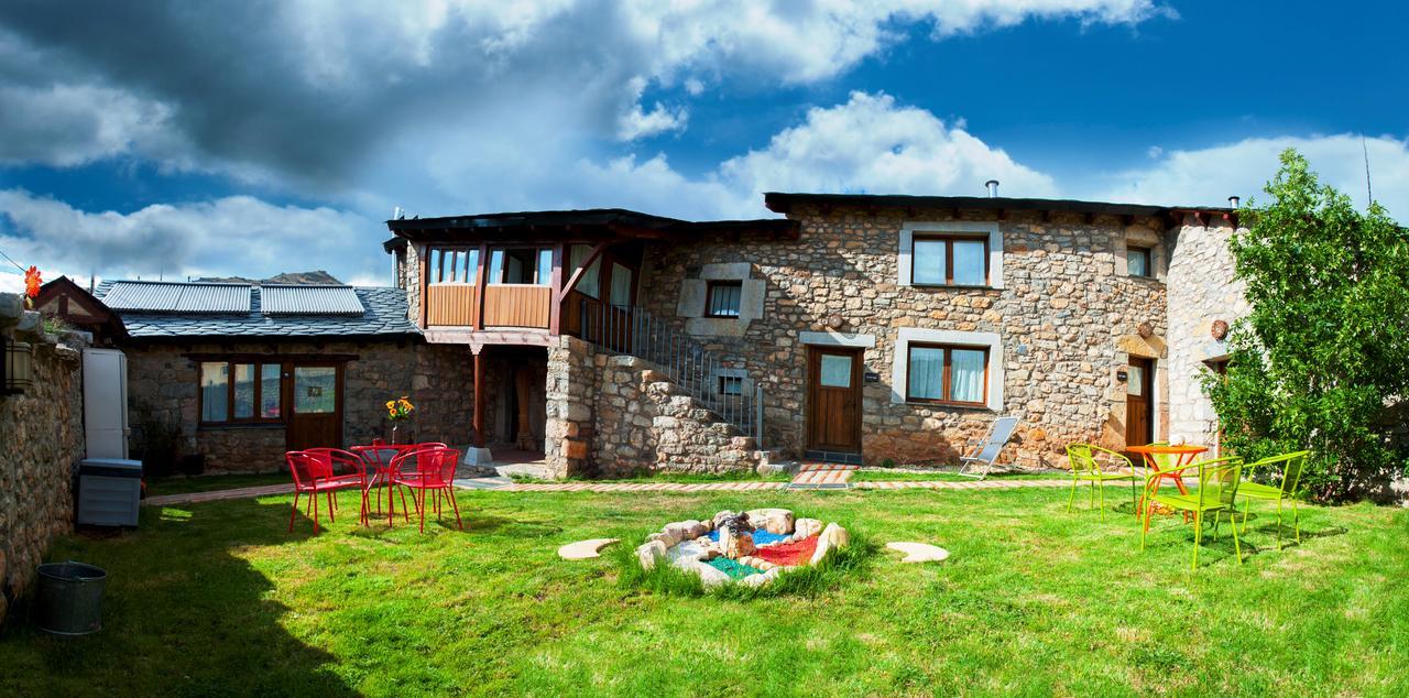 Casas Rurales Entre Babia Y La Luna Villafeliz Eksteriør bilde