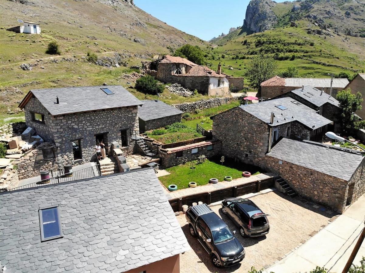 Casas Rurales Entre Babia Y La Luna Villafeliz Eksteriør bilde