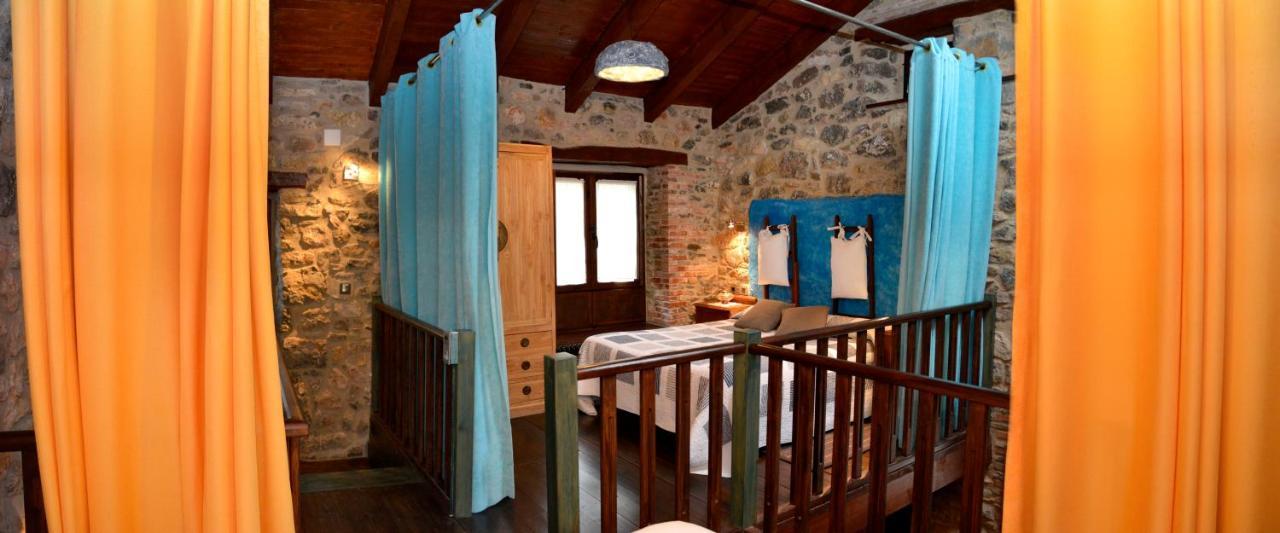 Casas Rurales Entre Babia Y La Luna Villafeliz Eksteriør bilde